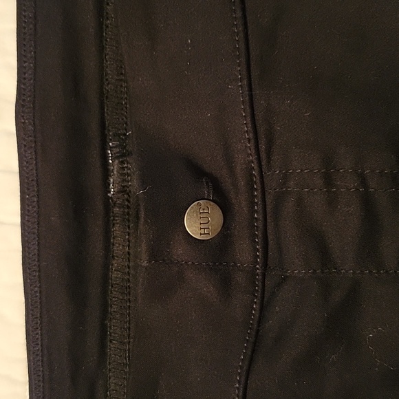 Hue black leggings. - Picture 4 of 5